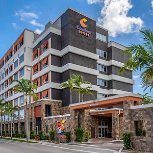 Comfort Suites Fort Lauderdale Airport & Cruise Port
